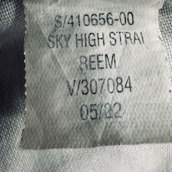 Old Navy Sky Hi Straight Jeans 0 (24x27.5) Blue Distressed Button Fly Womens - Picture 8 of 11